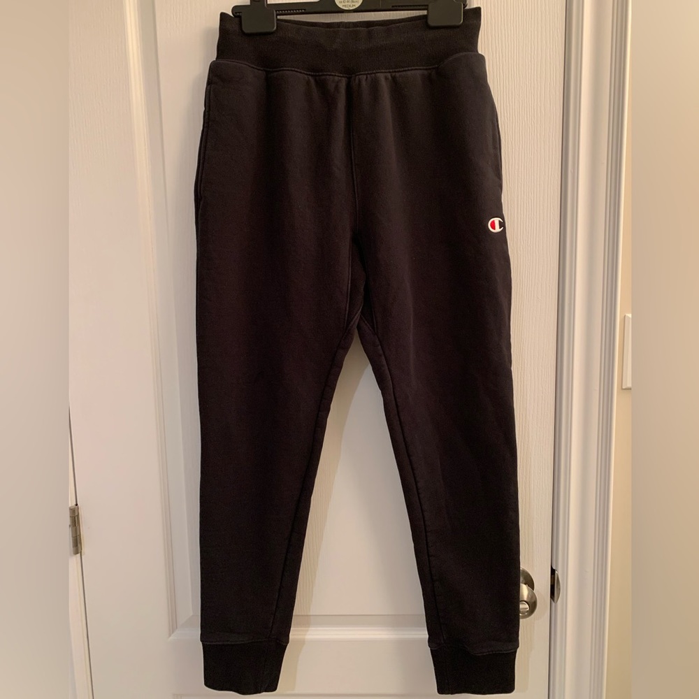 Champion black men’s joggers size M/S